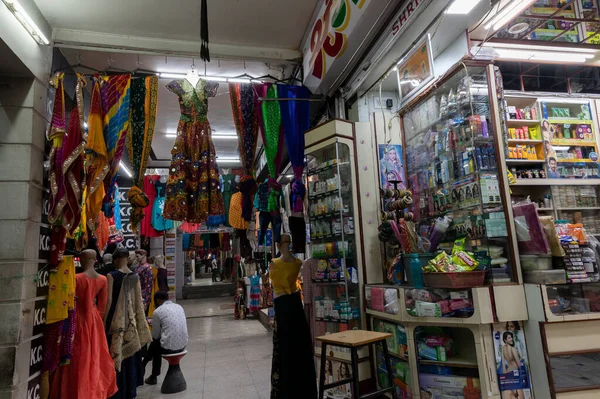 Джодхпур Раджастан Индия 2019 Вечером Раджастхани Продают Женскую Одежду Магазине — стоковое фото