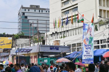 Kolkata, West Bengal, India - 21st July 2022 : All India Trinamool Congress Party, AITC or TMC, at Ekushe July, Shadid Dibas, Martyrs day rally. Party supporters gathering on street.