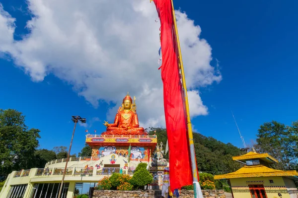 Vue Grand Angle Sainte Statue Guru Padmasambhava Lotus Guru Rinpoché — Photo