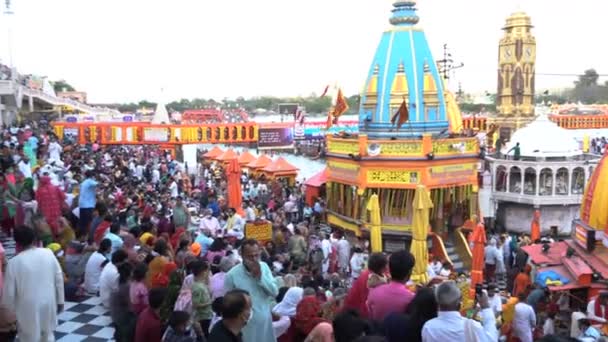 Haridwar Uttarakhand India April 2021 Hindu Fans Har Pauri Ghat — 图库视频影像