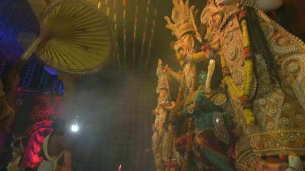 Howrah Bengala Ocidental Índia Outubro 2022 Sacerdotes Hindus Mostrando Deusa — Vídeo de Stock