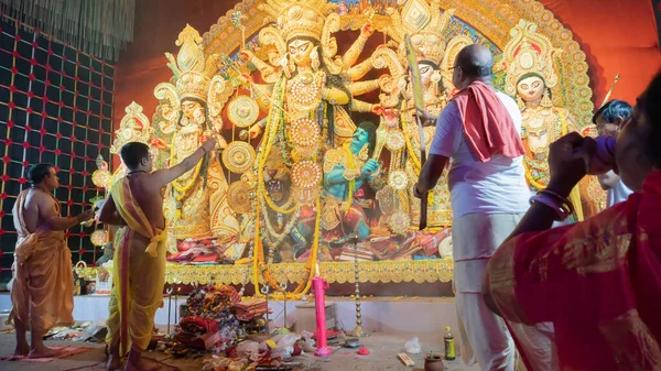 Howrah Westbengalen Indien Oktober 2022 Göttliche Shahkh Naad Hinduistische Anhängerin lizenzfreie Stockbilder