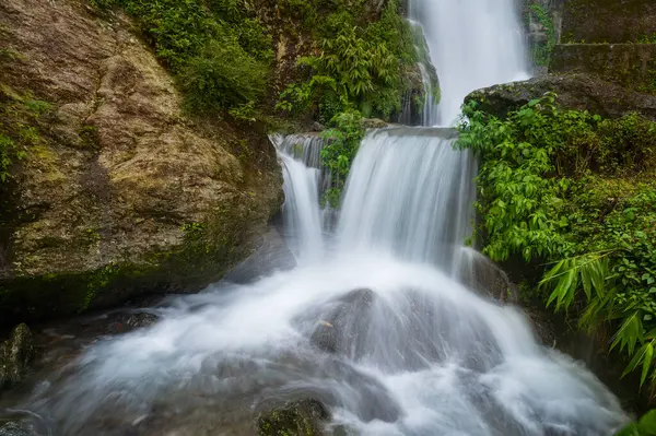 stock image Beautiful Paglajhora waterfall on Kurseong, Himalayan mountains of Darjeeling, West Bengal, India. Origin of Mahananda River flowing through Mahananda Wildlife Sanctuary, Siliguri and Jalpaiguri.