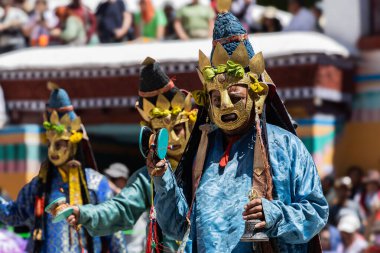 17 Haziran 2024 'te Leh, Ladakh Hindistan' daki Hemis Festivali sırasında yapılan 