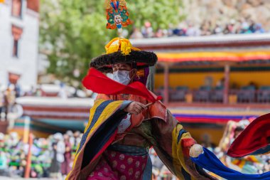 17 Haziran 2024 'te Leh, Ladakh Hindistan' daki Hemis Festivali sırasında yapılan 
