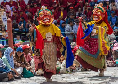 17 Haziran 2024 'te Leh, Ladakh Hindistan' daki Hemis Festivali sırasında yapılan 