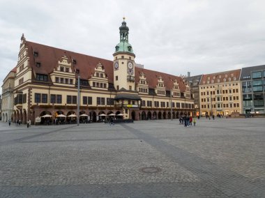 LEIPZIG, ALMANY - 23 Kasım 2022 Leipzig sokaklarında güzel Alman mimarisi