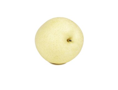 Olgun Çin armudu Nashi beyaz bir arka planda izole edilmiş.