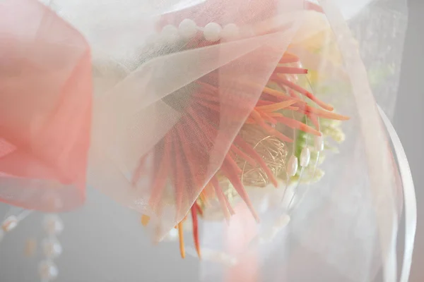 Mjuk Pastell Vacker Bukett Blommor Och Pärlor — Stockfoto