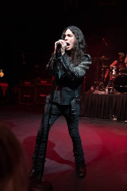 George Lynch ve Lynch Mob, Zümrüt Dağı 'ndaki tiyatroda canlı performans sergiliyorlar. Clemens Michigan, 1-28-2023