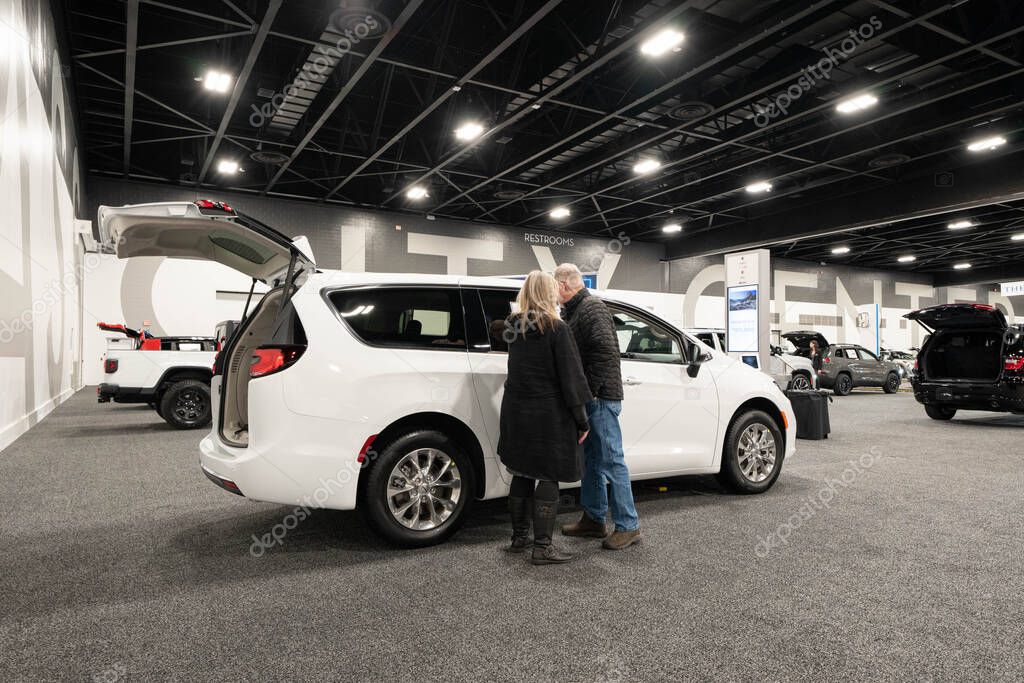 2023 Toledo Auto Show en el Glass City Center en Toledo, Ohio el 3 de