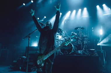 Skillet 22 Şubat 2023 'te Detroit, Michigan Fillmore' da bir Deadman 'ın Konuğu olarak canlı performans sergiliyor.