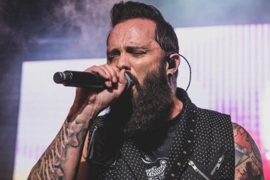 Skillet 22 Şubat 2023 'te Detroit, Michigan Fillmore' da bir Deadman 'ın Konuğu olarak canlı performans sergiliyor.