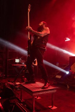 Skillet 22 Şubat 2023 'te Detroit, Michigan Fillmore' da bir Deadman 'ın Konuğu olarak canlı performans sergiliyor.