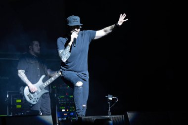 15 Mart 2023 'te Michigan, Detroit Motor City Sound Board' da Buck Cherry ve Skid Row 'un konuğu olarak canlı performans sergileyen hiçbir karar yok.