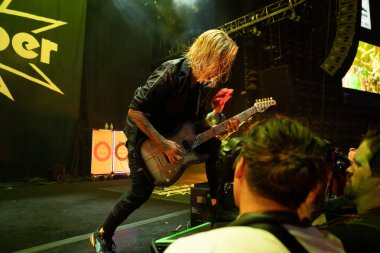 6 Ağustos 2023 'te Clarkston, Michigan' daki Pine Knob Music Theater 'da Mudvayne' e özel konuk olarak Kömür Odası sahne alacak.