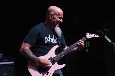 Bay Bungle 15 Eylül 2023 'te Detroit, Michigan Fillmore' da canlı performans sergiliyor.