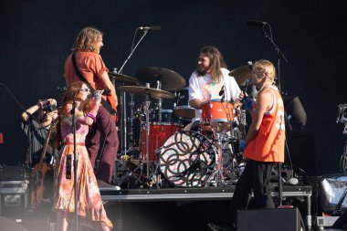 Grup aşkı 8-16-2023 tarihlerinde Detroit, Michigan 'daki P-NK için Comerica Park' ta özel konuk olarak sahne aldı.