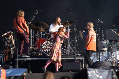 Grup aşkı 8-16-2023 tarihlerinde Detroit, Michigan 'daki P-NK için Comerica Park' ta özel konuk olarak sahne aldı.