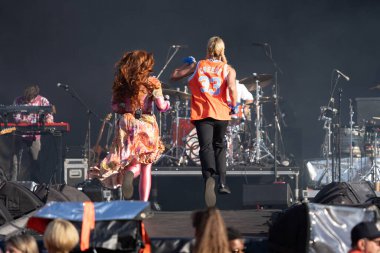 Grup aşkı 8-16-2023 tarihlerinde Detroit, Michigan 'daki P-NK için Comerica Park' ta özel konuk olarak sahne aldı.