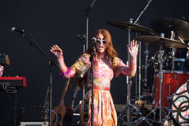 Grup aşkı 8-16-2023 tarihlerinde Detroit, Michigan 'daki P-NK için Comerica Park' ta özel konuk olarak sahne aldı.