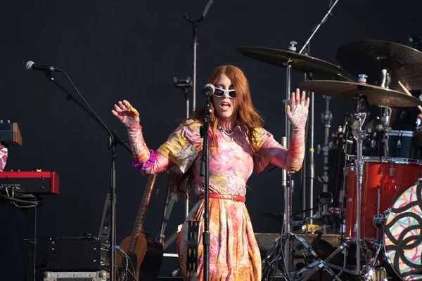 Grup aşkı 8-16-2023 tarihlerinde Detroit, Michigan 'daki P-NK için Comerica Park' ta özel konuk olarak sahne aldı.