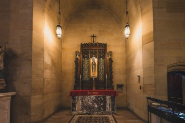 26 Şubat 2024 'te Detroit, Michigan' daki Grotto Katolik Kilisesi