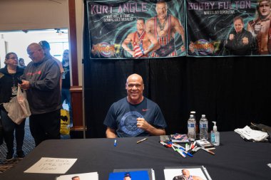 12 Nisan 2024 'te Livonia, Michigan' daki Burton Malikânesi 'nde Astronomi 7 Kongresi