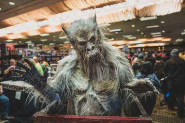 12 Nisan 2024 'te Livonia, Michigan' daki Burton Malikânesi 'nde Astronomi 7 Kongresi