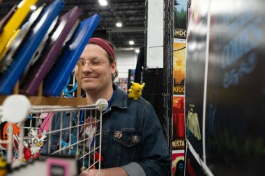 18 Mayıs 2024 'te Novi, Michigan' daki Suburban Collection Showplace 'de Motor City Comic Con