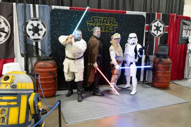 18 Mayıs 2024 'te Novi, Michigan' daki Suburban Collection Showplace 'de Motor City Comic Con