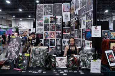 18 Mayıs 2024 'te Novi, Michigan' daki Suburban Collection Showplace 'de Motor City Comic Con