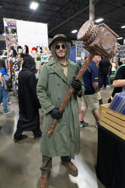 18 Mayıs 2024 'te Novi, Michigan' daki Suburban Collection Showplace 'de Motor City Comic Con