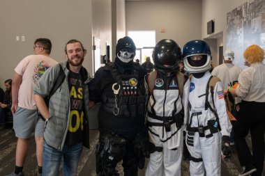 9 Kasım 2024 'te Novi, Michigan' da Suburban Collection Showplace 'de Motor City Comic Con