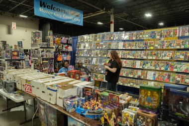9 Kasım 2024 'te Novi, Michigan' da Suburban Collection Showplace 'de Motor City Comic Con