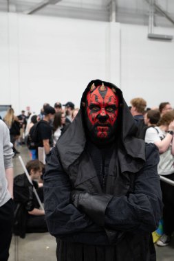 Motor City Comic Con sunuculuğunu Novi, Michigan 'daki Suburban Collection Showplace üstlendi.