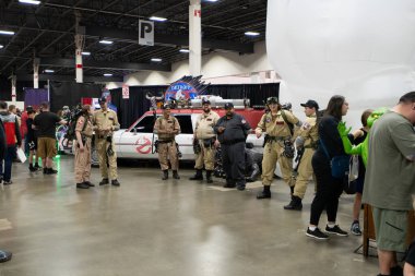 Motor City Comic Con sunuculuğunu Novi, Michigan 'daki Suburban Collection Showplace üstlendi.