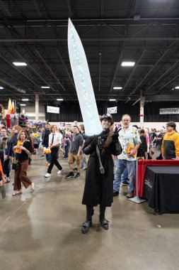 Motor City Comic Con sunuculuğunu Novi, Michigan 'daki Suburban Collection Showplace üstlendi.