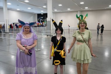 Motor City Comic Con sunuculuğunu Novi, Michigan 'daki Suburban Collection Showplace üstlendi.