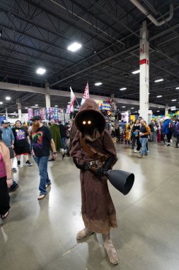 Motor City Comic Con sunuculuğunu Novi, Michigan 'daki Suburban Collection Showplace üstlendi.