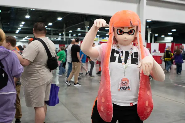 Motor City Comic Con sunuculuğunu Novi, Michigan 'daki Suburban Collection Showplace üstlendi.