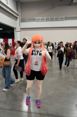 Motor City Comic Con sunuculuğunu Novi, Michigan 'daki Suburban Collection Showplace üstlendi.