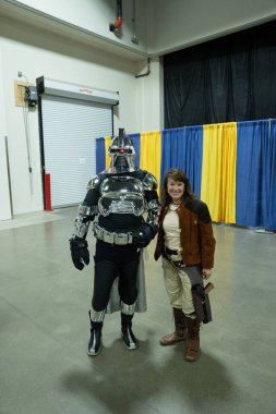 Motor City Comic Con sunuculuğunu Novi, Michigan 'daki Suburban Collection Showplace üstlendi.