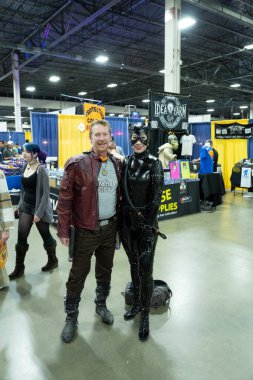 Motor City Comic Con sunuculuğunu Novi, Michigan 'daki Suburban Collection Showplace üstlendi.