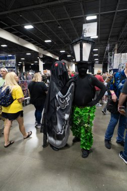 Motor City Comic Con sunuculuğunu Novi, Michigan 'daki Suburban Collection Showplace üstlendi.