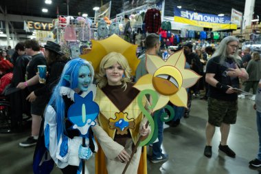 Motor City Comic Con sunuculuğunu Novi, Michigan 'daki Suburban Collection Showplace üstlendi.