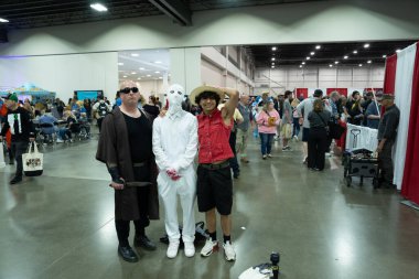 Motor City Comic Con sunuculuğunu Novi, Michigan 'daki Suburban Collection Showplace üstlendi.