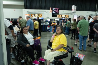 Motor City Comic Con sunuculuğunu Novi, Michigan 'daki Suburban Collection Showplace üstlendi.