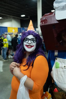Motor City Comic Con sunuculuğunu Novi, Michigan 'daki Suburban Collection Showplace üstlendi.