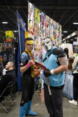 Motor City Comic Con sunuculuğunu Novi, Michigan 'daki Suburban Collection Showplace üstlendi.